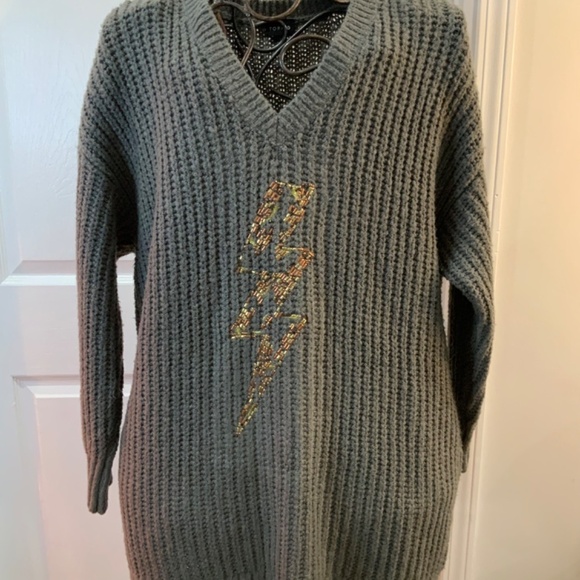 Torrid Chunky Knit Gold Beaded Thunder Bolt Warm Winter Sweater Plus Size 1X - Picture 2 of 6